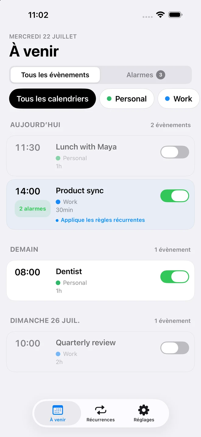 Écran À venir de CalendarPunch avec des commandes d’alarme pour chaque évènement et une chronologie des horaires d’alarme